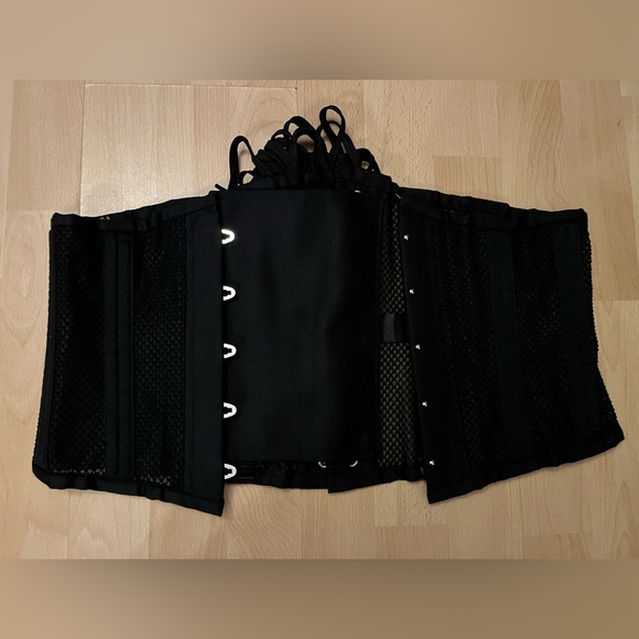 Women’s 26 Double Steel Boned Breathable Mesh Corset (3X-Large, Black Mesh) - Picture 5 of 9